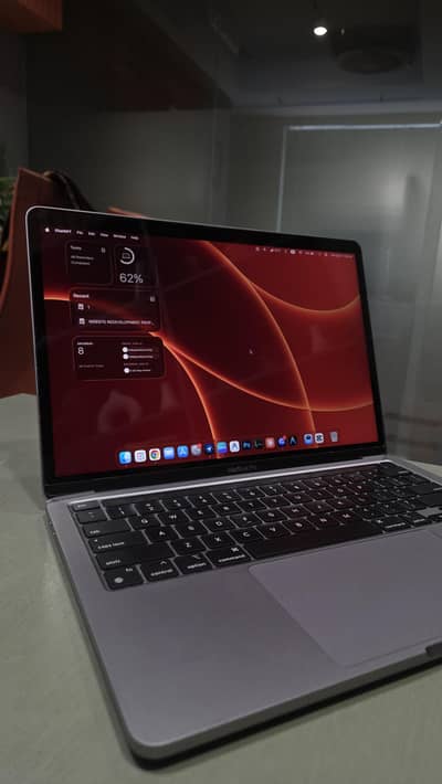 Apple MacBook Pro 13" (M2, 2022) | 8GB RAM