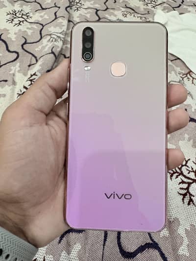 Vivo y17 8/256GB 10/10 condition 03135733102