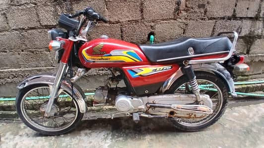 crown moterbike 2017 model