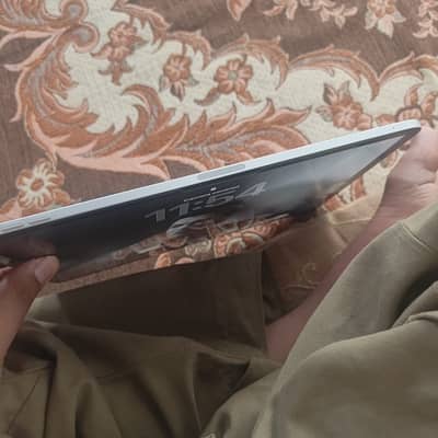 Ipad M4 Pro 256 gb open box no scratch (With Box)