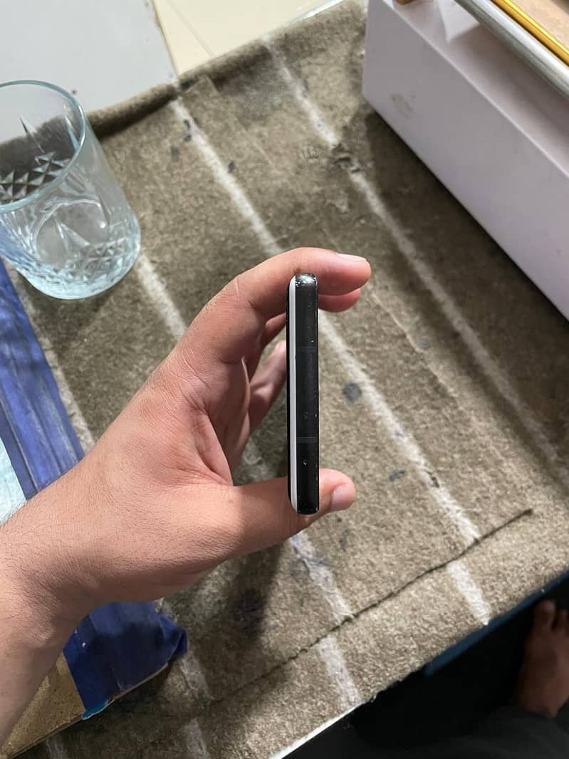 Google Pixel 6a 5