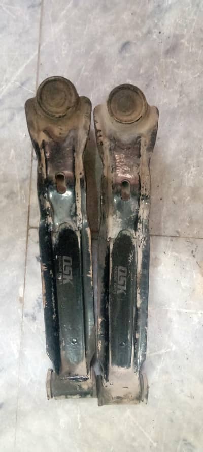 Suzuki Mehran ball joint+ shook kit