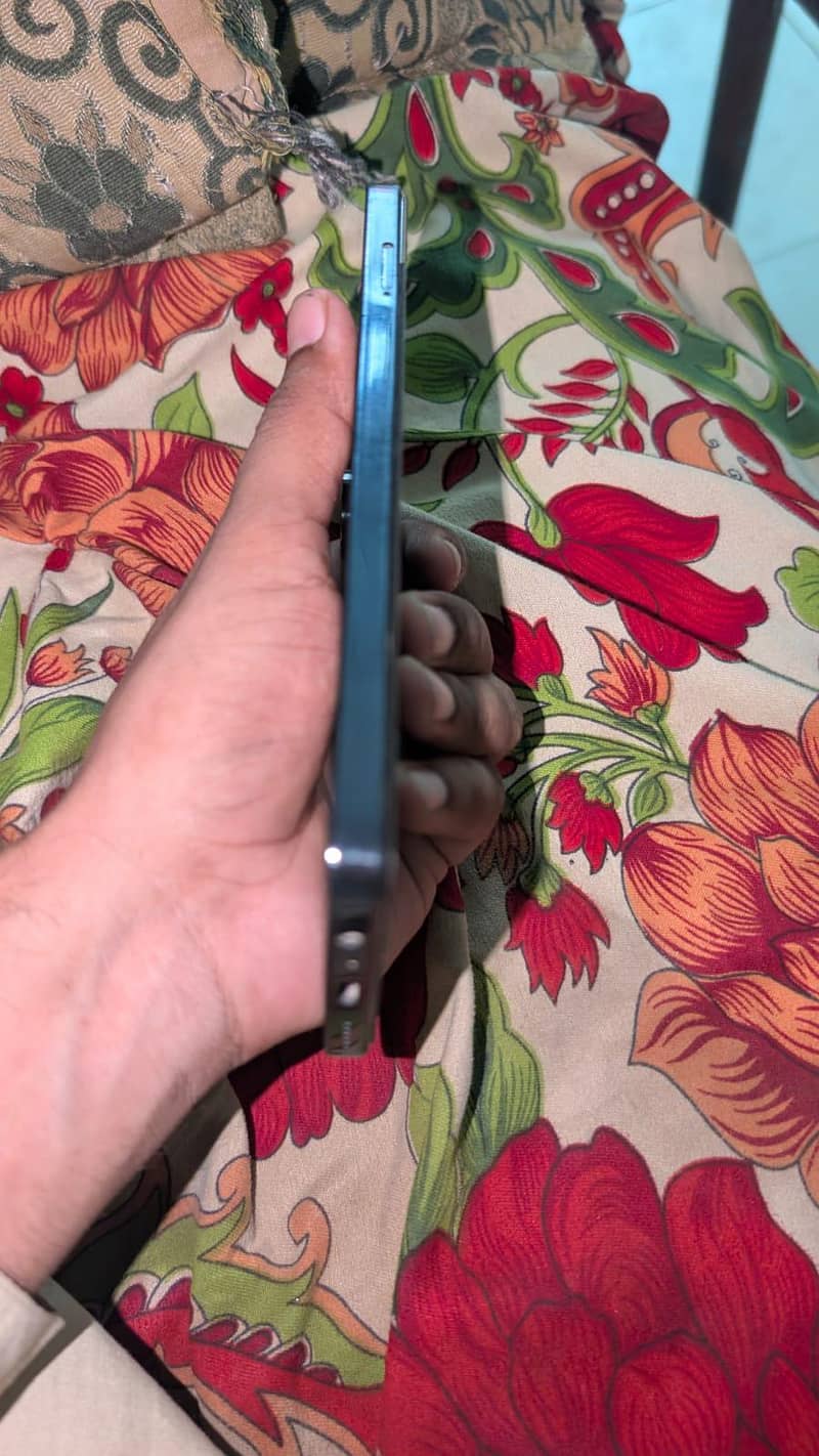 Tecno CAMON 20 3