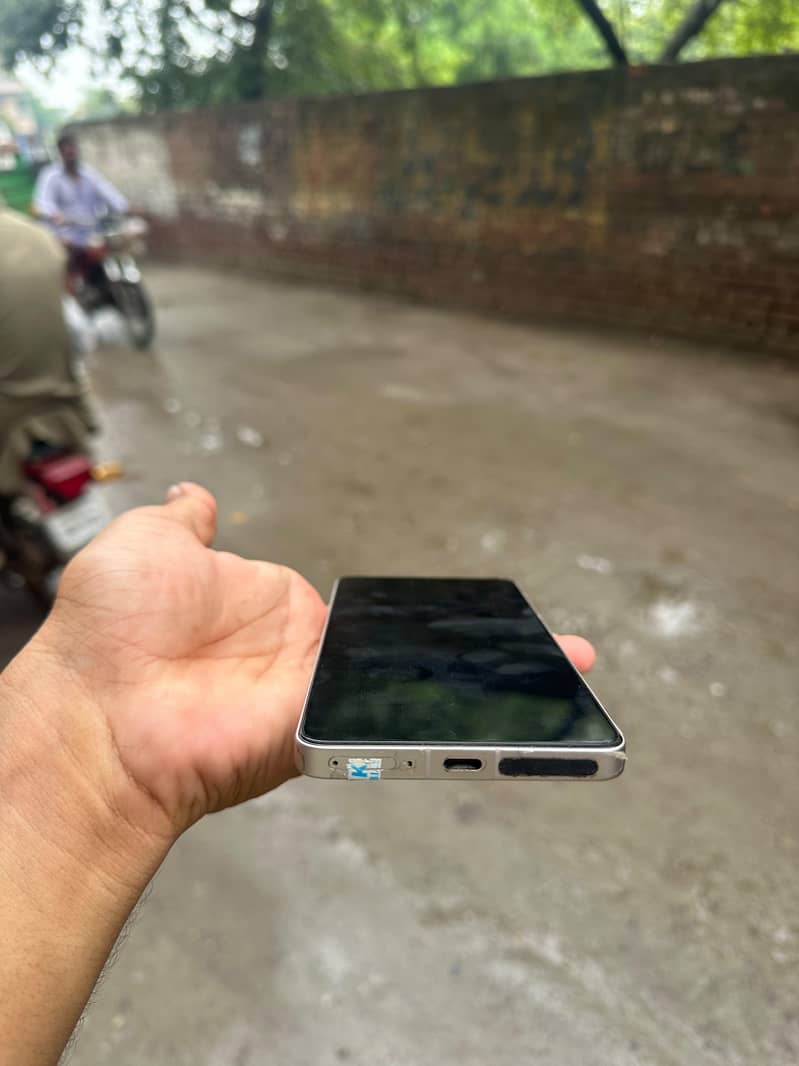 One Plus Ace 5 4