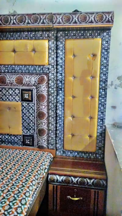 King size double Bedwith side table and Showcase 3 doors wala.