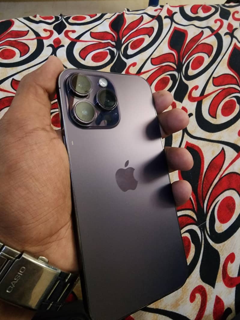 Apple iPhone 14 Pro Max 2