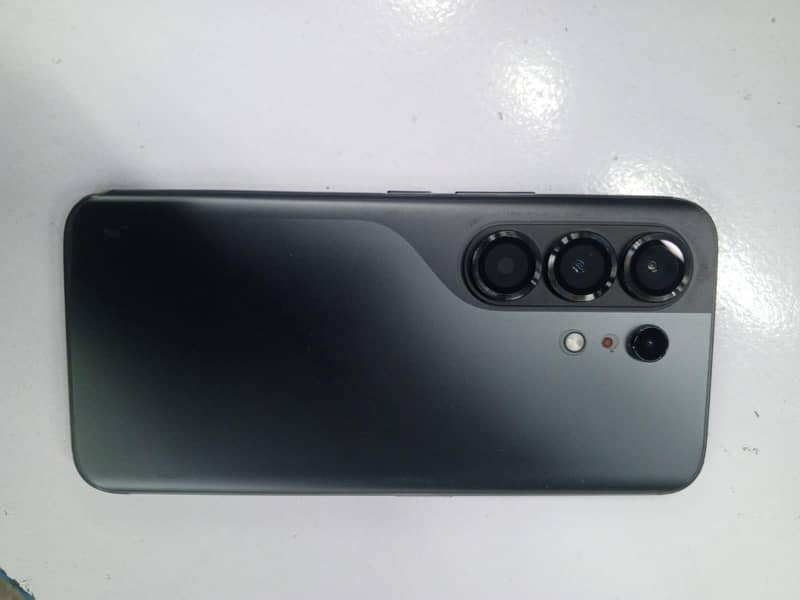 tecno camon 50 pro 0