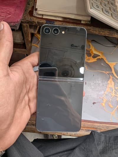 Samsung Mobile Z Flip 5