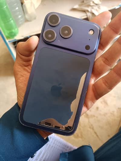 Apple iPhone XR Converted in 17 pro max