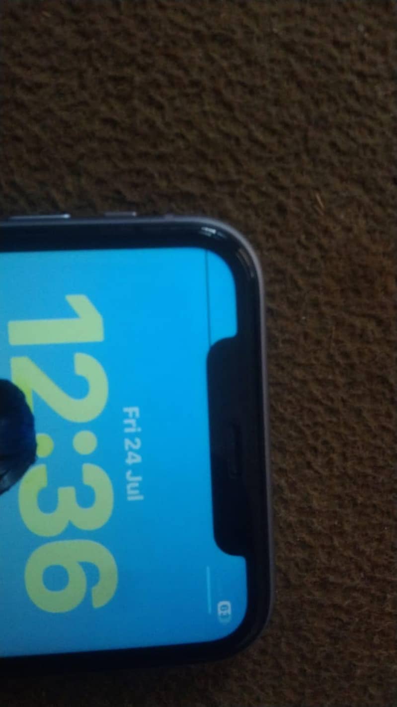 Apple iPhone 12 3