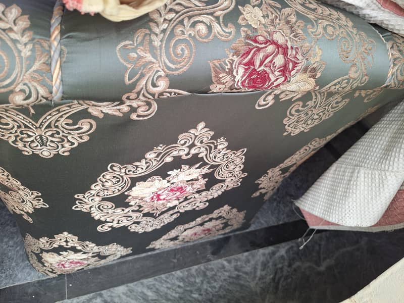 4 piece floral sofa set 4