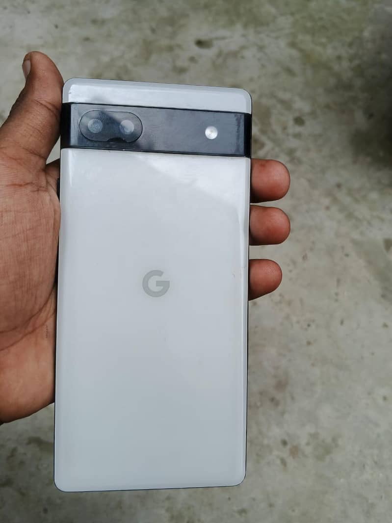 Google Pixel 6a 1