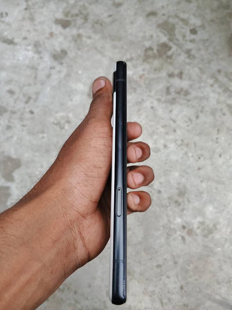 Google Pixel 6a 3