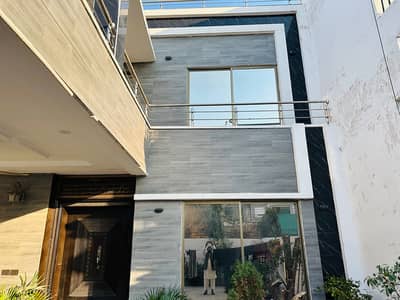 House Of 1 Kanal Is Available In Contemporary Neighborhood Of Sabzazar Scheme