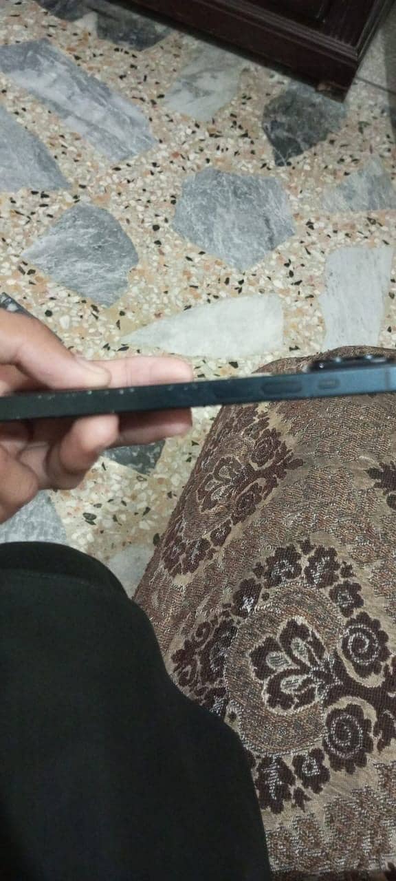 Apple iPhone 14 1