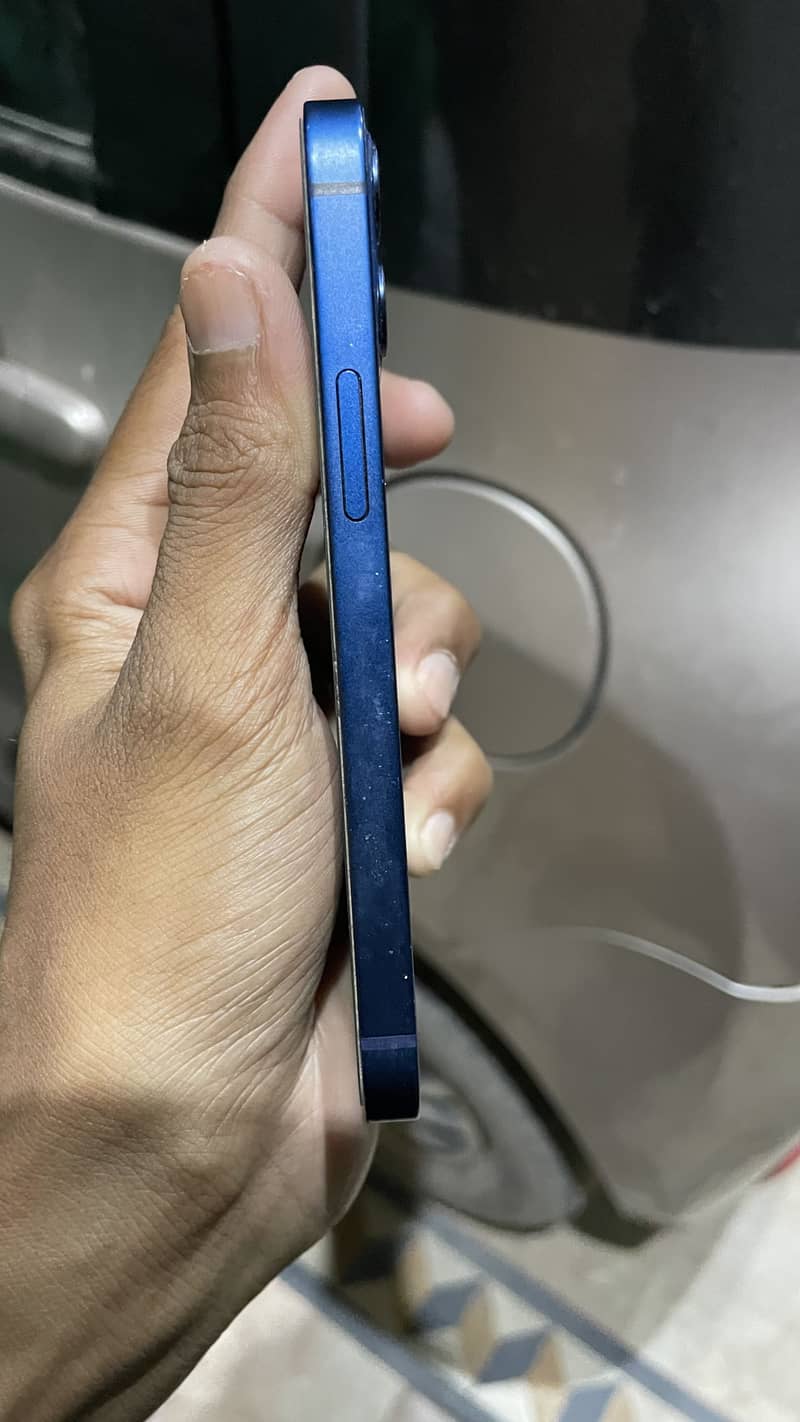 Apple iPhone 12 mini 2