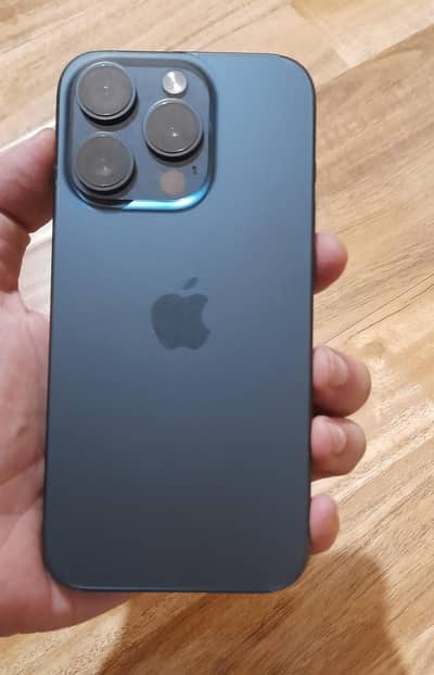 Apple iPhone 15 Pro