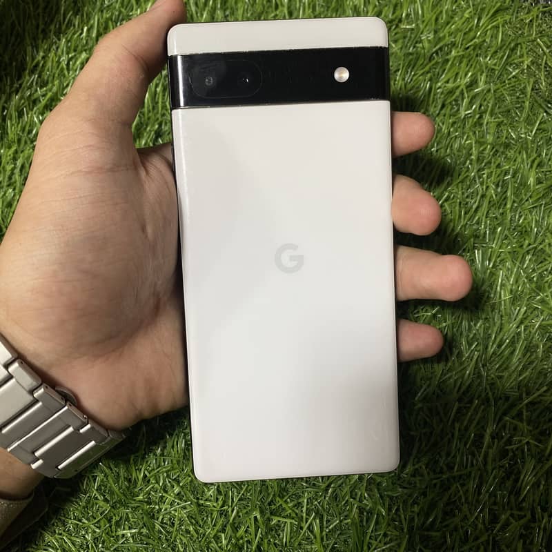 Google Pixel 6a 1