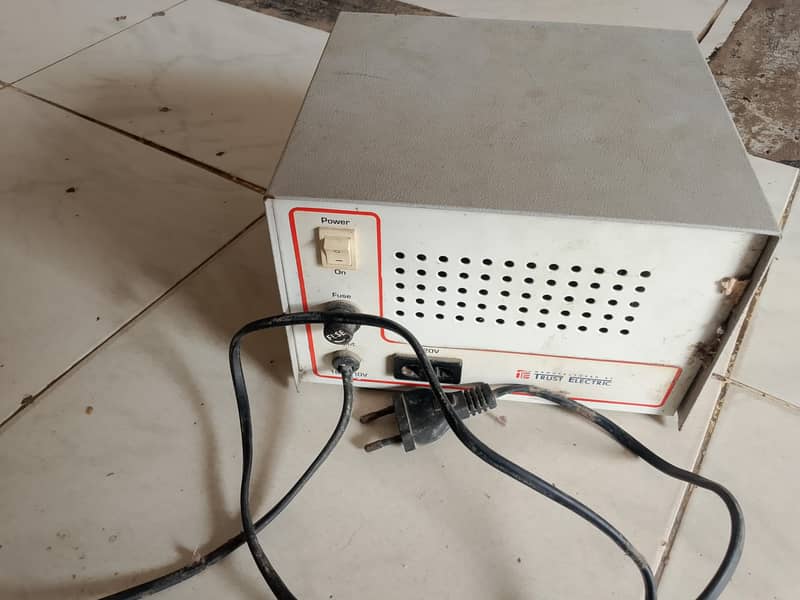 Power Solution (automatic voltage regulator) 1