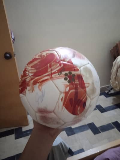 Football for sale size4 good condition for kids and adults very nice