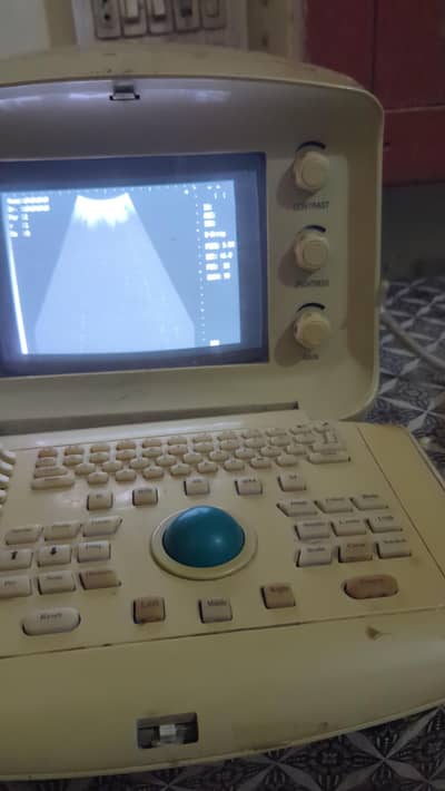 ultra sound machine in very good condition