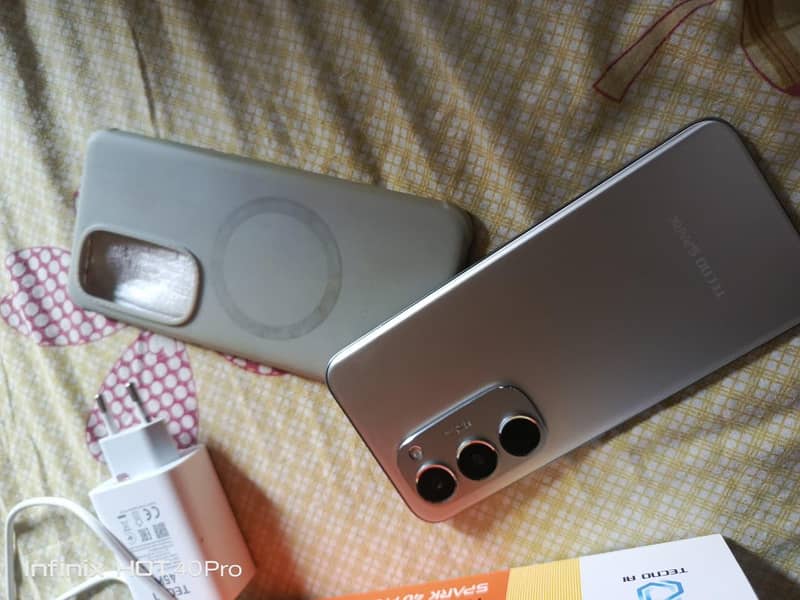 TECNO SPARK 40 PRO PLUS 3