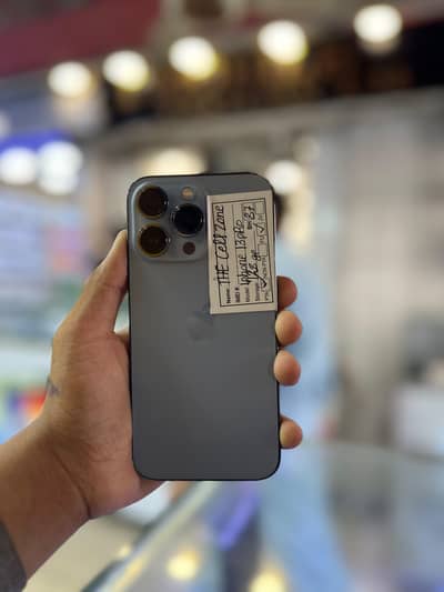 IP 13 PRO 128 GB BATTERY HEALTH 87 FACTORY UNLOCKED