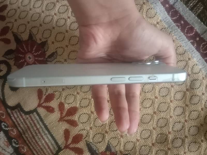Iphone15 basic 1