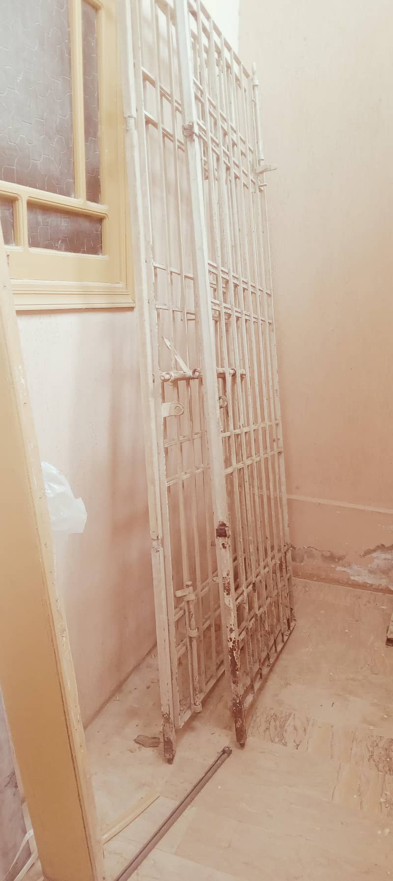 grill gate 1