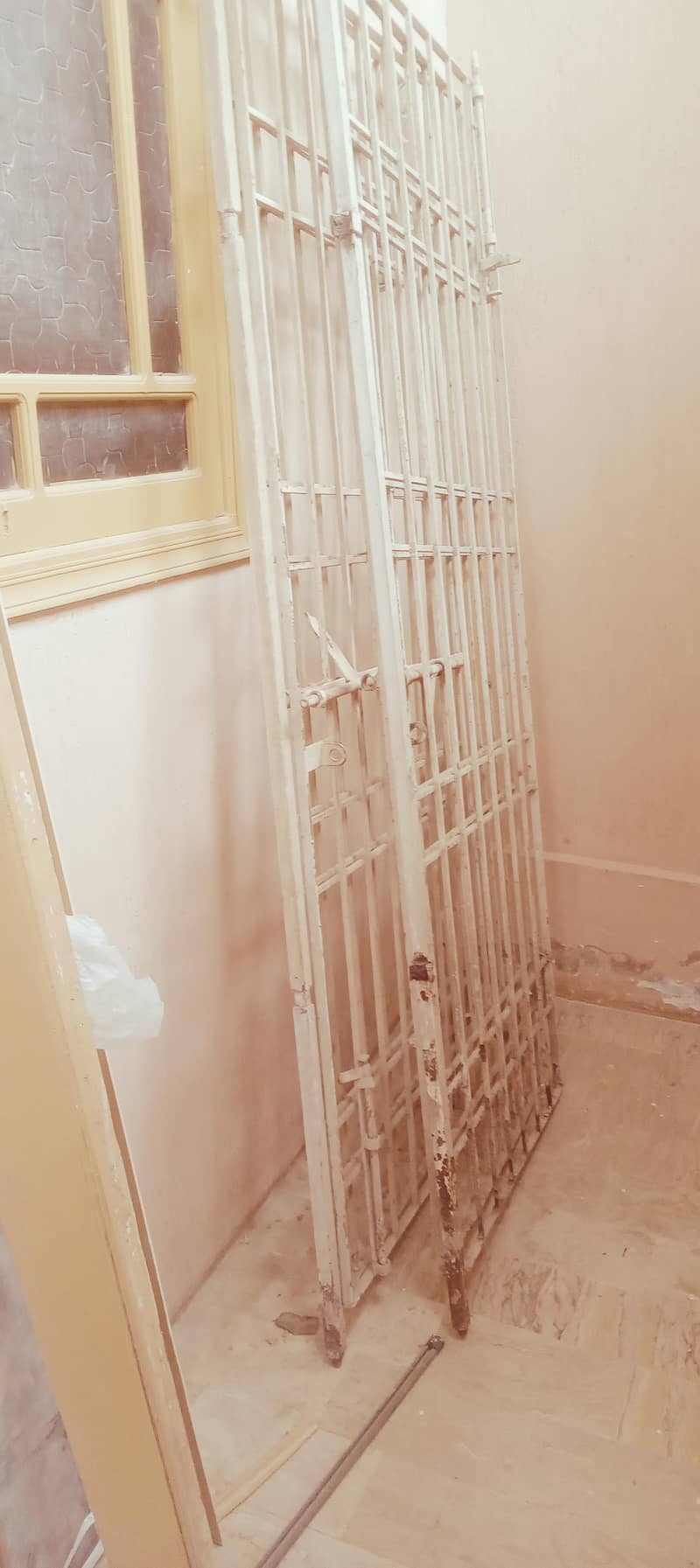 grill gate 2