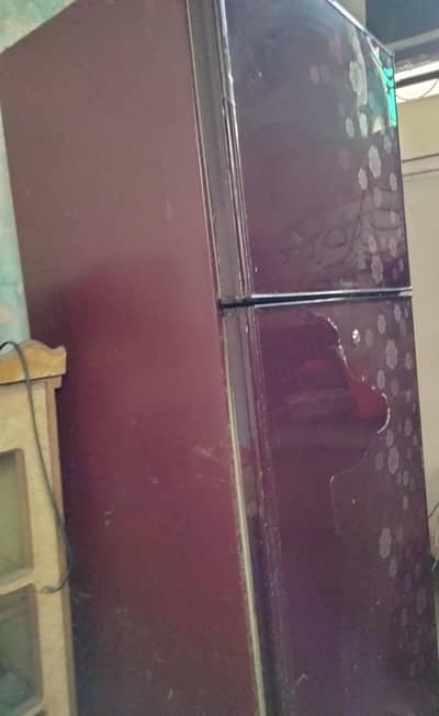 Waves Fridge