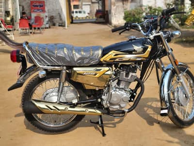 Honda 125 Gold edition
