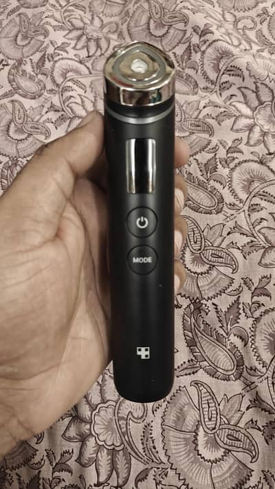 medicube booster Pro 6 In 1 Glow Facial Device