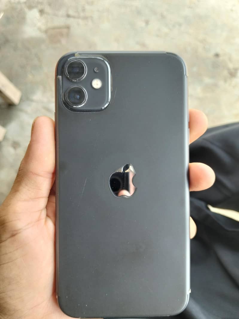Apple iPhone 11 0