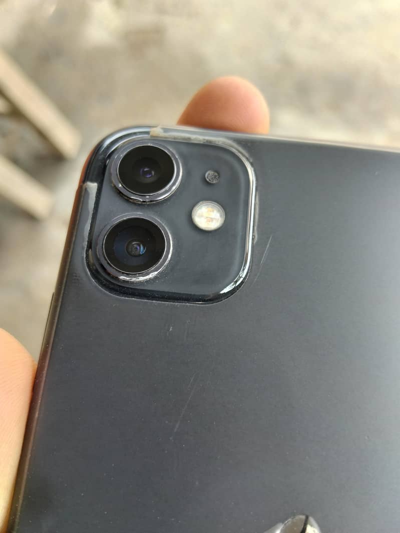 Apple iPhone 11 2