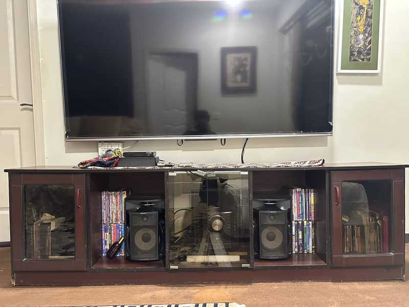 TV / console stand 1