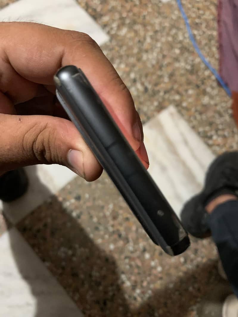 Google Pixel 7a 4