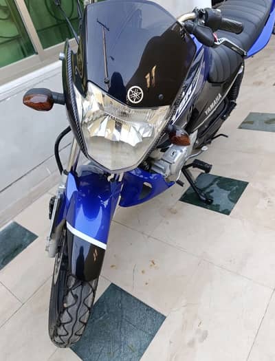 Yamaha YBR 125
