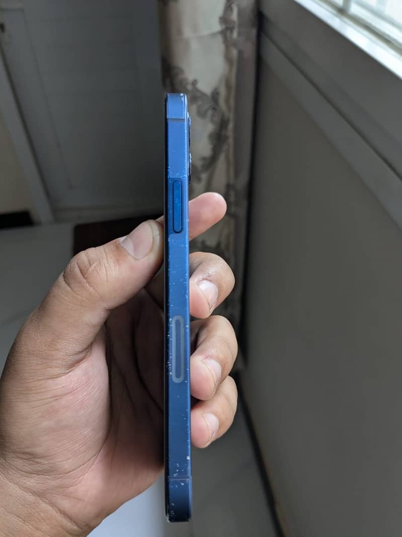 Apple iPhone 12 8