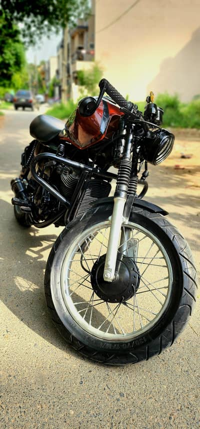 Cafe Racer (Modified Bike]