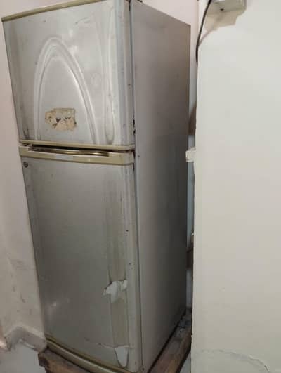 Dawlance Refrigerator _ Good Condition _ Fast Cooling