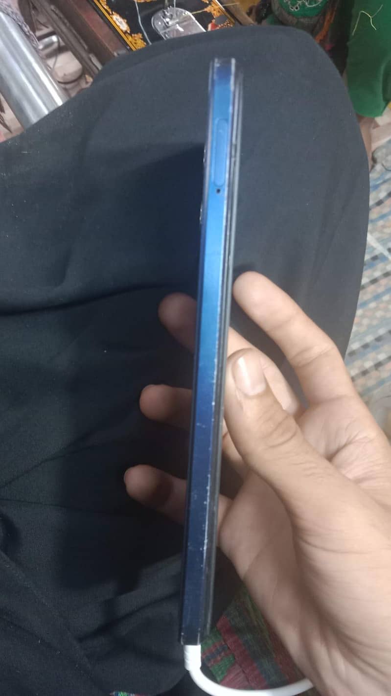 OPPO A17 4