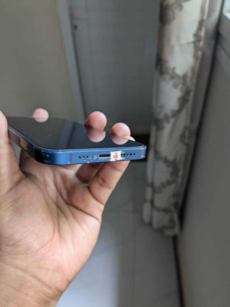 Apple iPhone 12 9