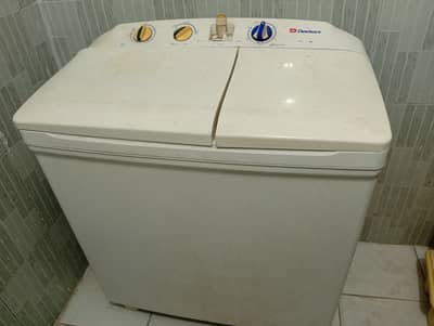 Dawlance DW-5200 twin tub washing machine