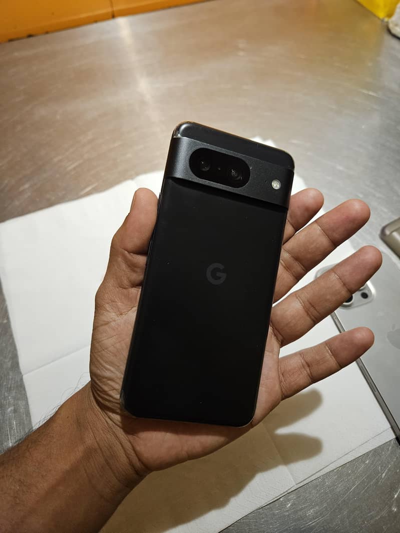 Google Pixel 8 1