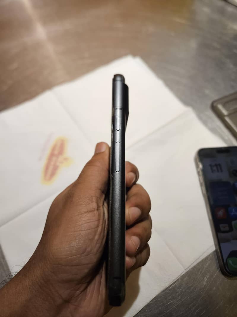 Google Pixel 8 2