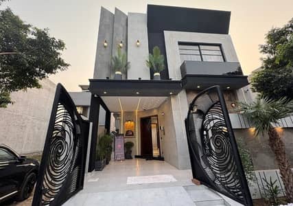5 Marla OutStanding Designer House Available For Rent IN DHA Phase 9 Town