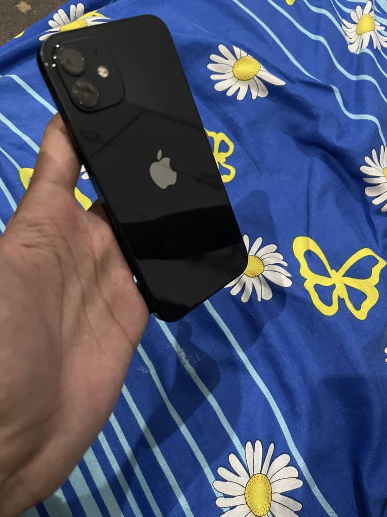 Apple iPhone 12 5