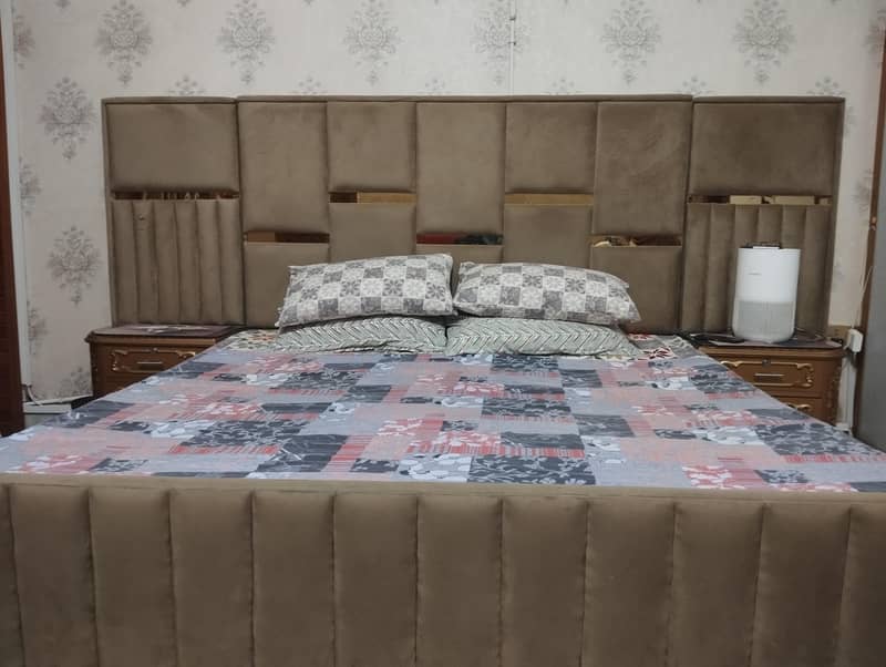 Bed Or Side Tables 5