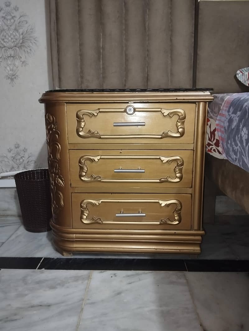 Bed Or Side Tables 7